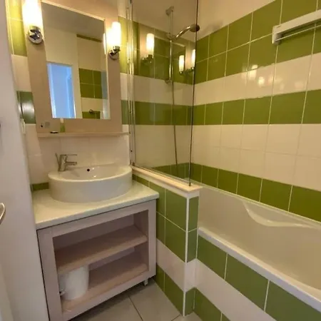 Maison 6 Personnes Avec 2 Chambres, Piscines Et Sauna Dom wakacyjny *