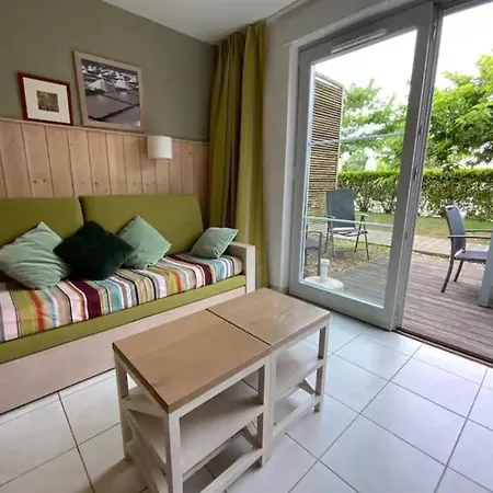 Maison 6 Personnes Avec 2 Chambres, Piscines Et Sauna Dom wakacyjny *