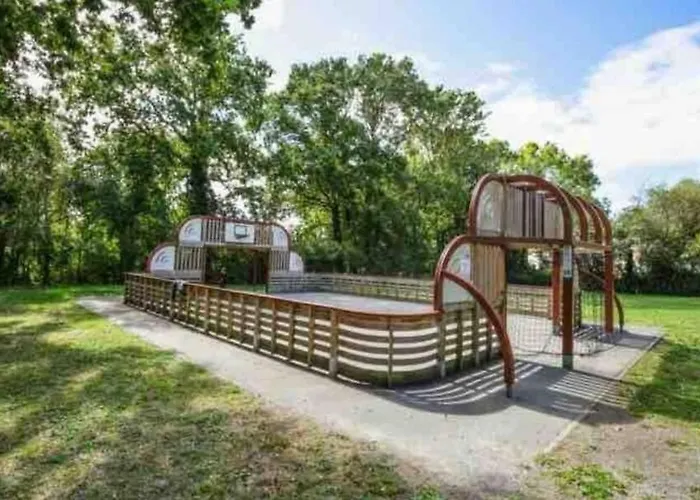 Maison 6 Personnes Avec 2 Chambres, Piscines Et Sauna * Pornichet